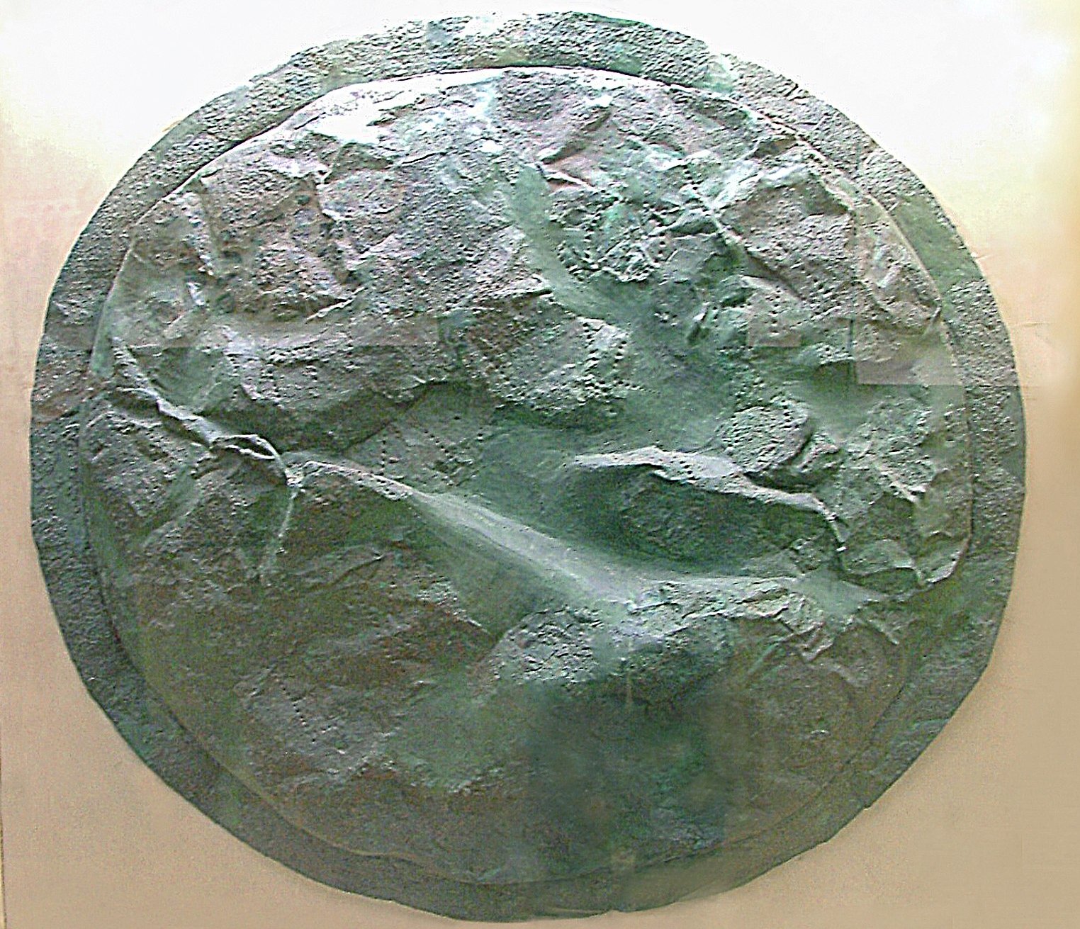 Bronze spartan shield-loot from the Battle of Pylos (425 BC)