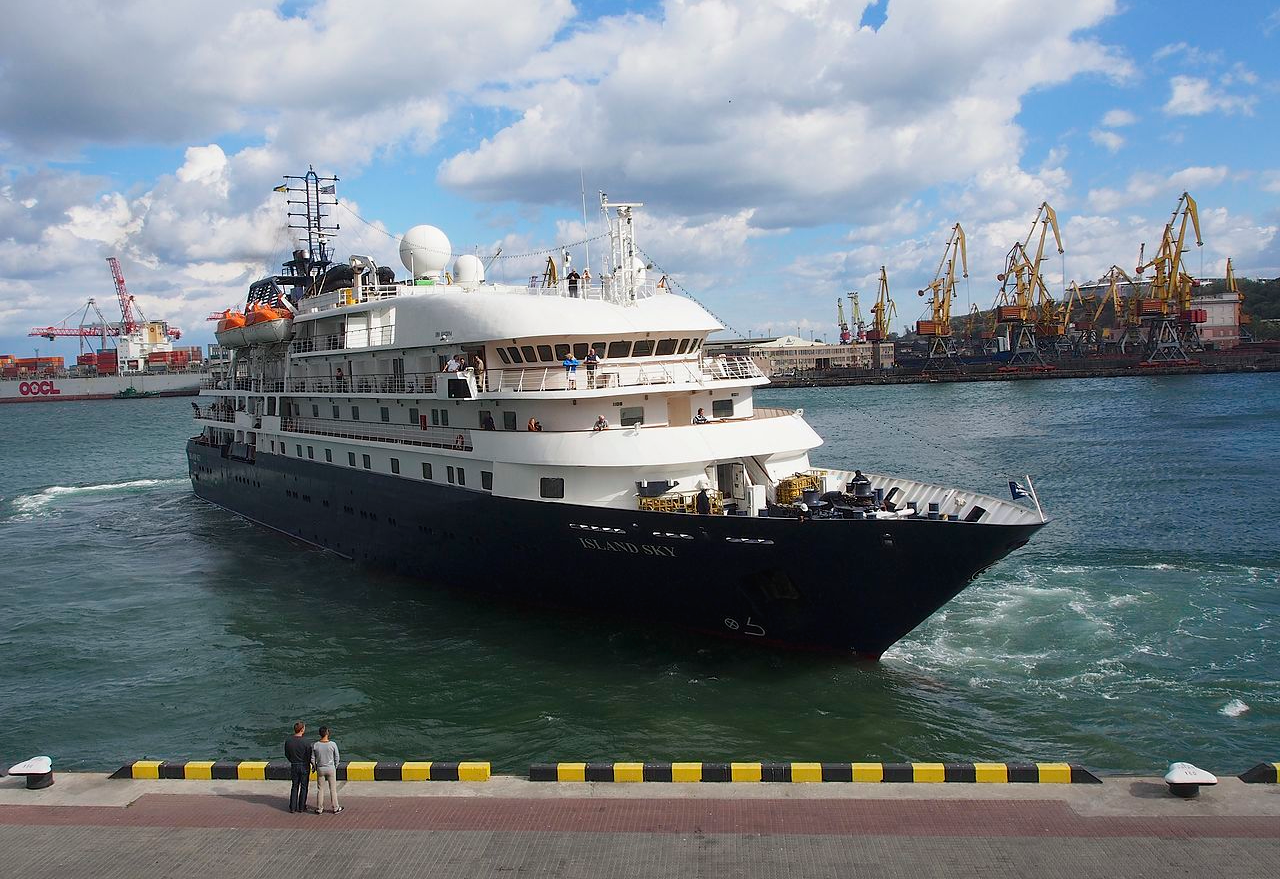 MS Island Sky