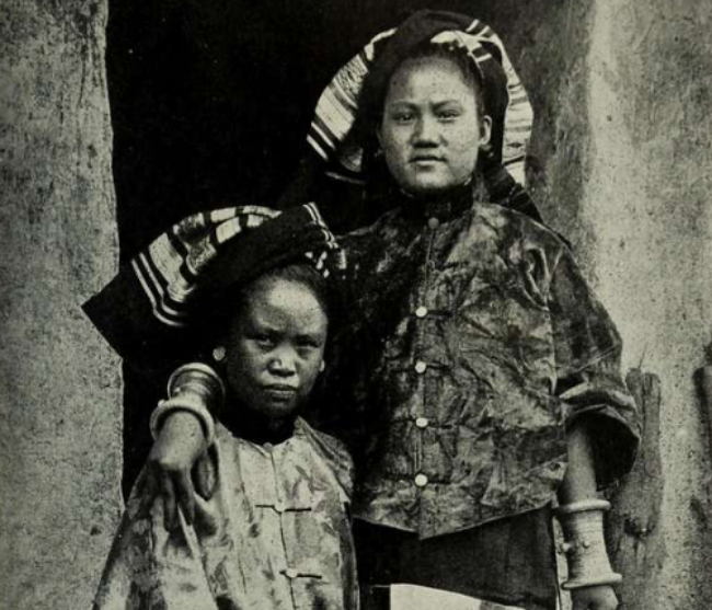 Shans At Home With Two Chapters On Shan History And Literature 1910