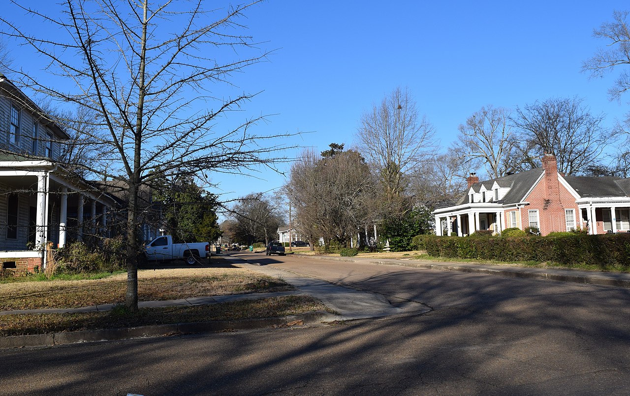 Looking west along Margin Street in Mississippi