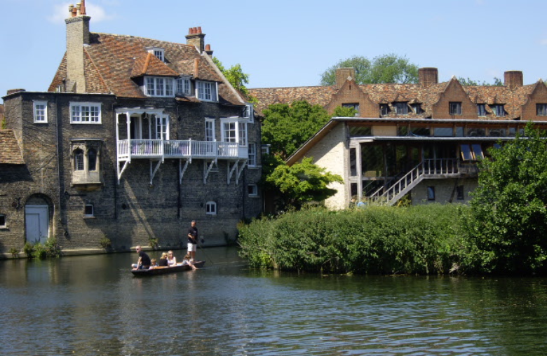 Darwin College at Cambridge where Fossey attended