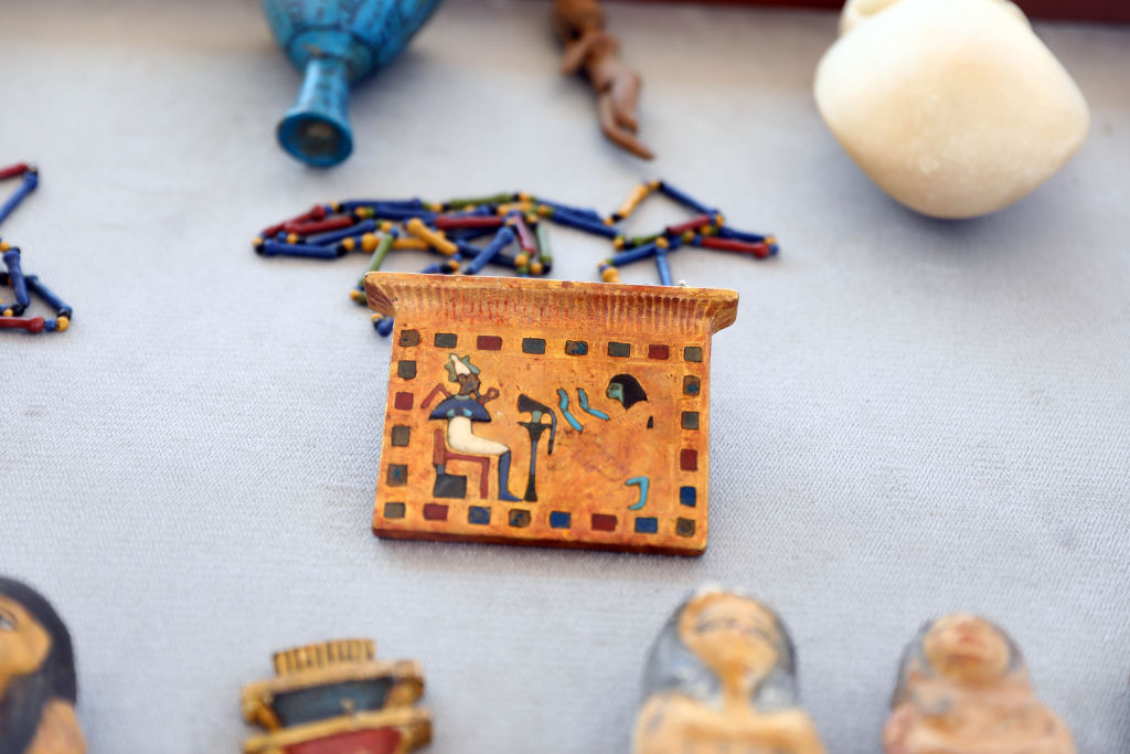 Coffins, papyri, sculptures and ornamental pieces dating back to the New Kingdom era