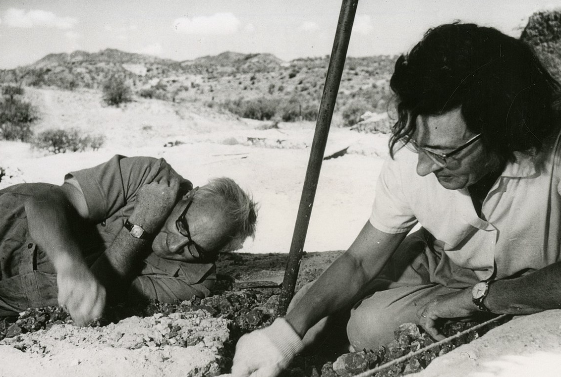 Mary Douglas Nicol Leakey (1913-1996) and her husband Louis