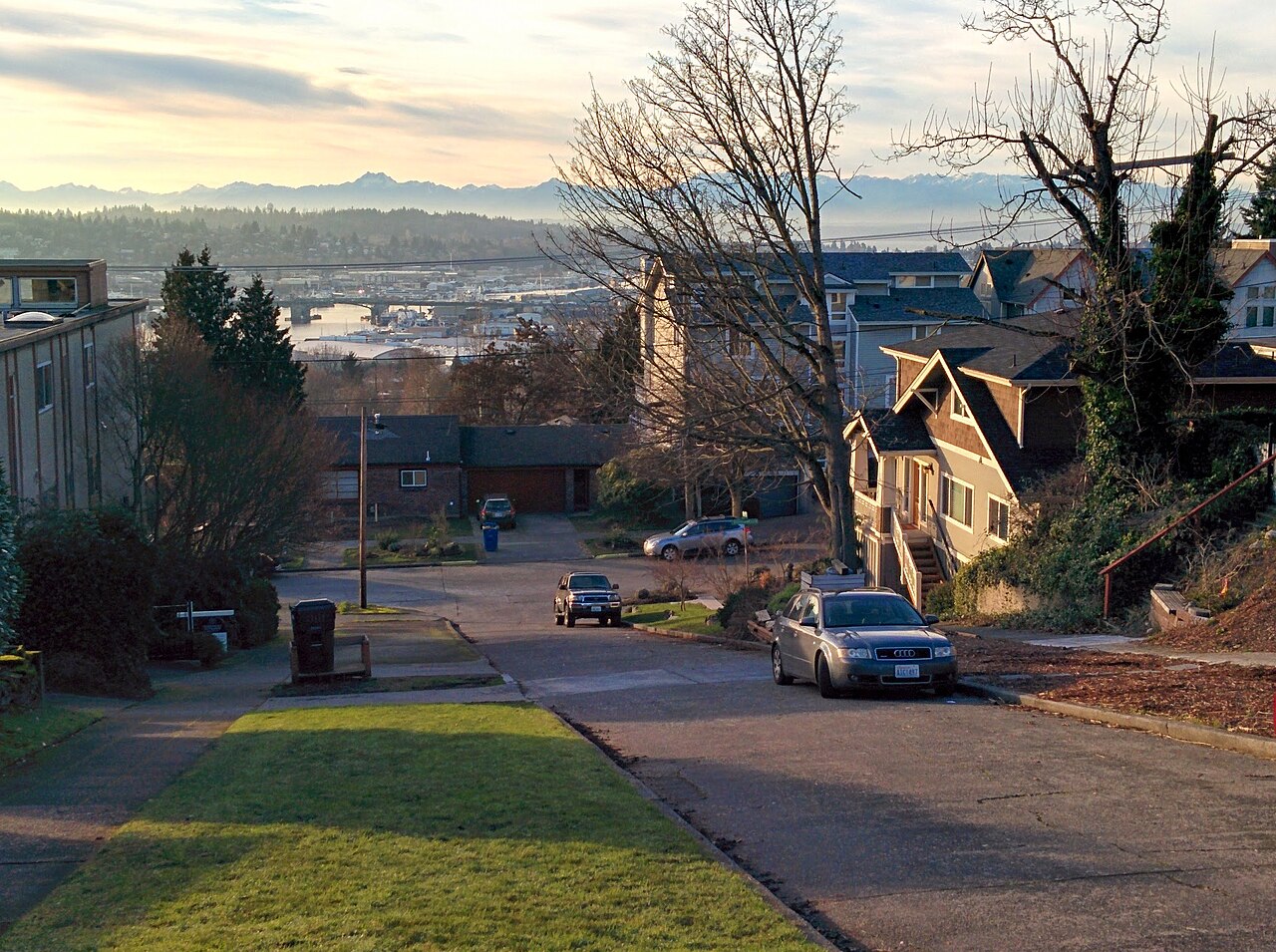 Olympic Mountains From Fremont, Seattle, In Residential Neighborhood