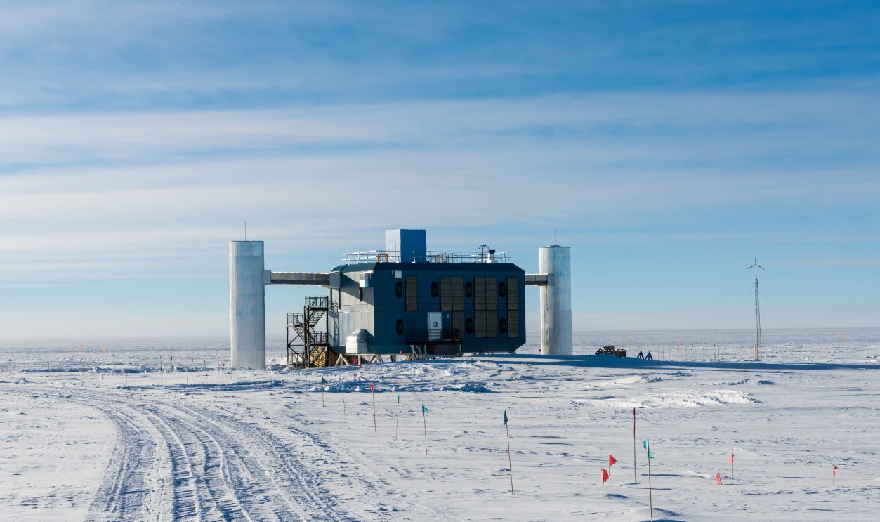 Icecube observatory