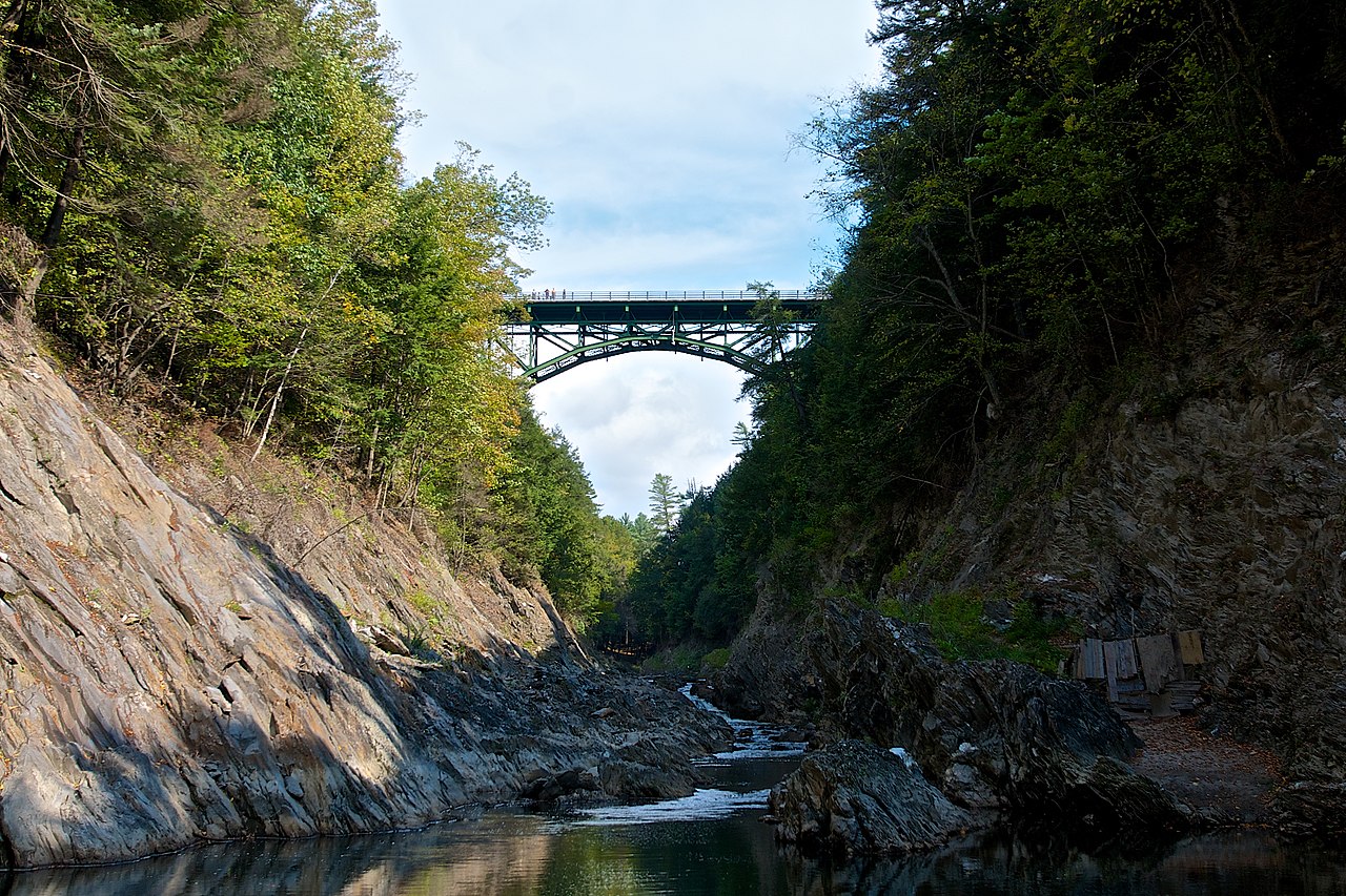 Quechee Gorge Bridge Over Vermont's Scenic Gorge