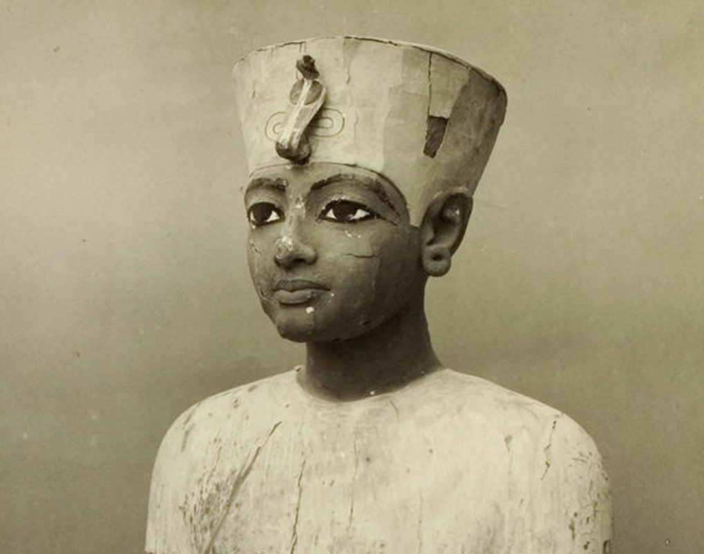 Tutankhamun Tomb Photographs - 1923