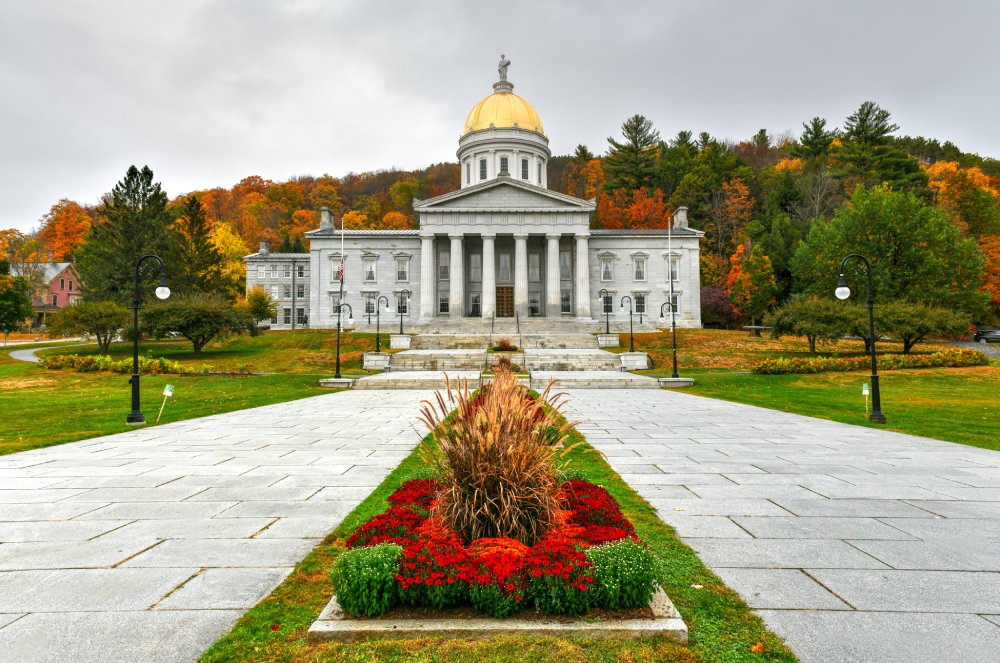 This image showcases the Vermont State House in Montpelier, Vermont