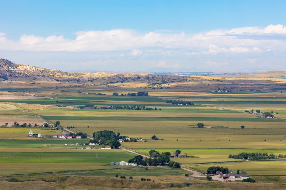 Farmland in the North Platte River Valley in Nebraska, USA.