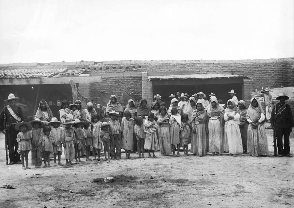A group of  Yaqui Indian prisoners