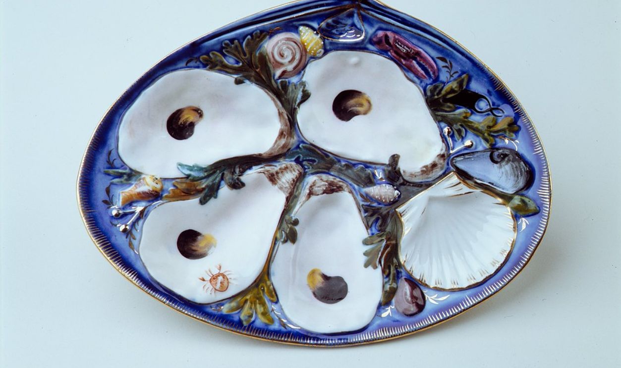 Oyster plate