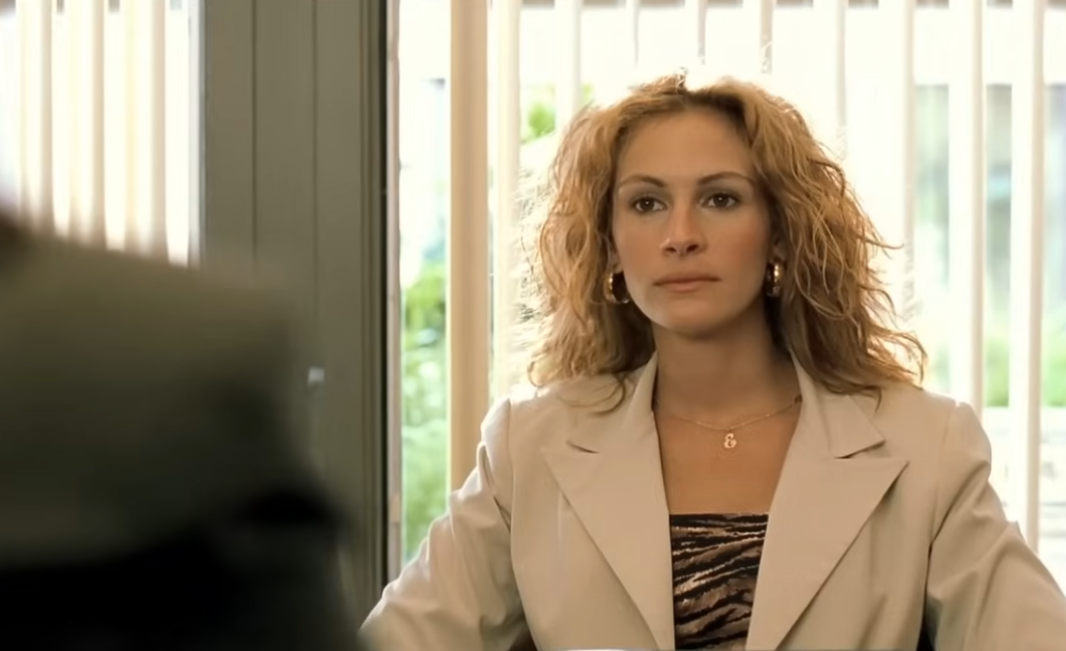 Screenshot from the movie Erin Brockovich (2000)