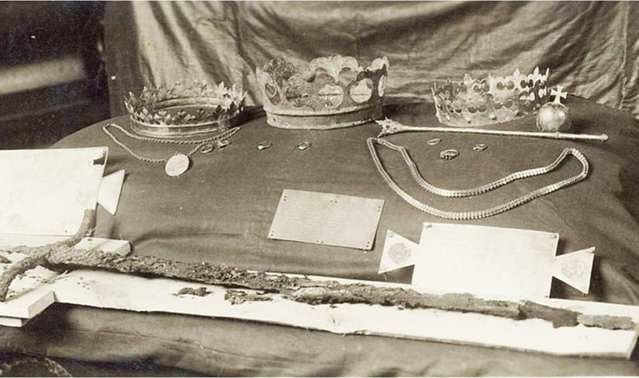 Poland’s Royal Relics