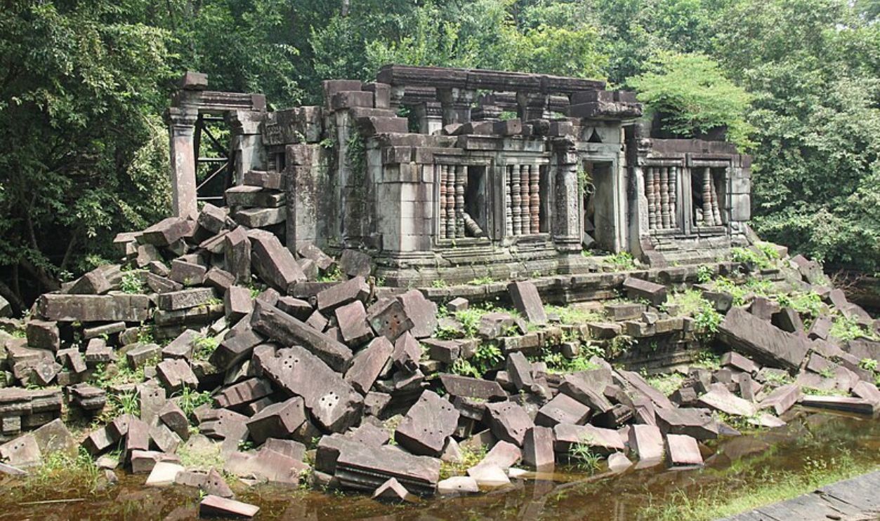 Beng Mealea Temple