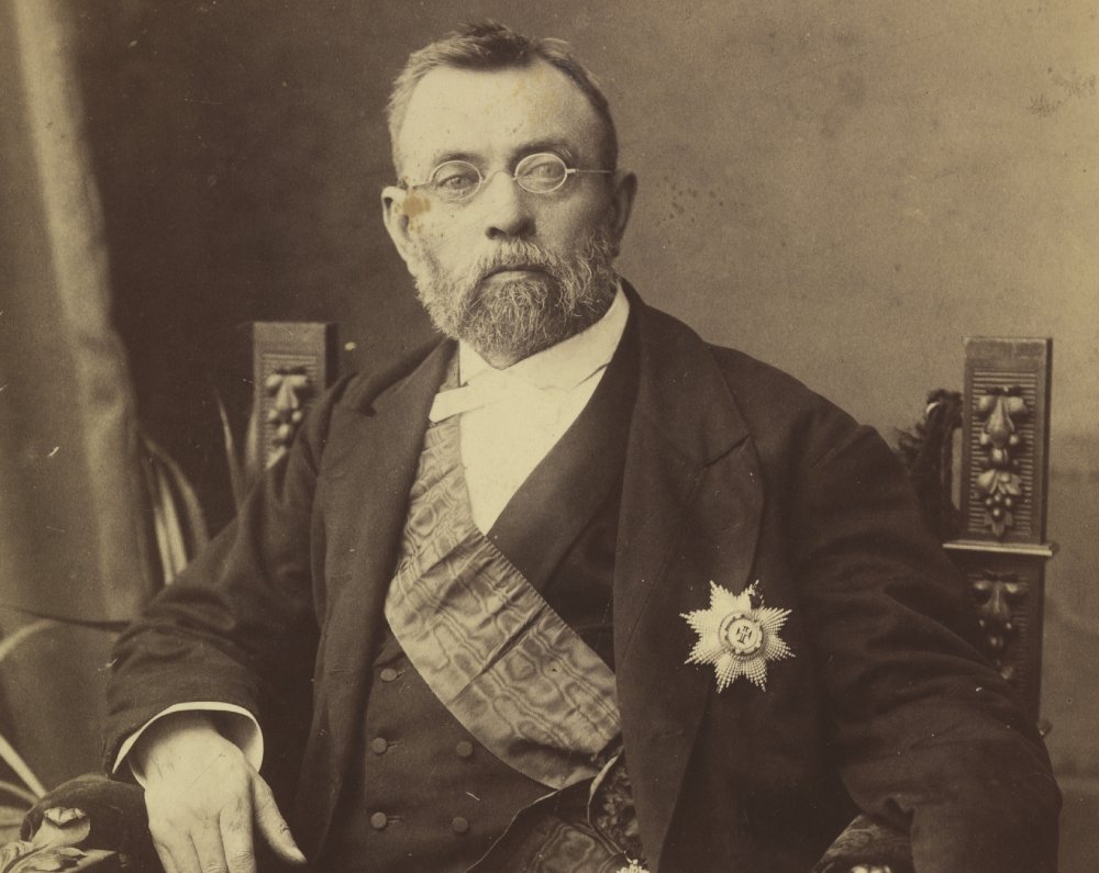 Grayscale Portrait Photo of German-Australian physician Ferdinand von Mueller