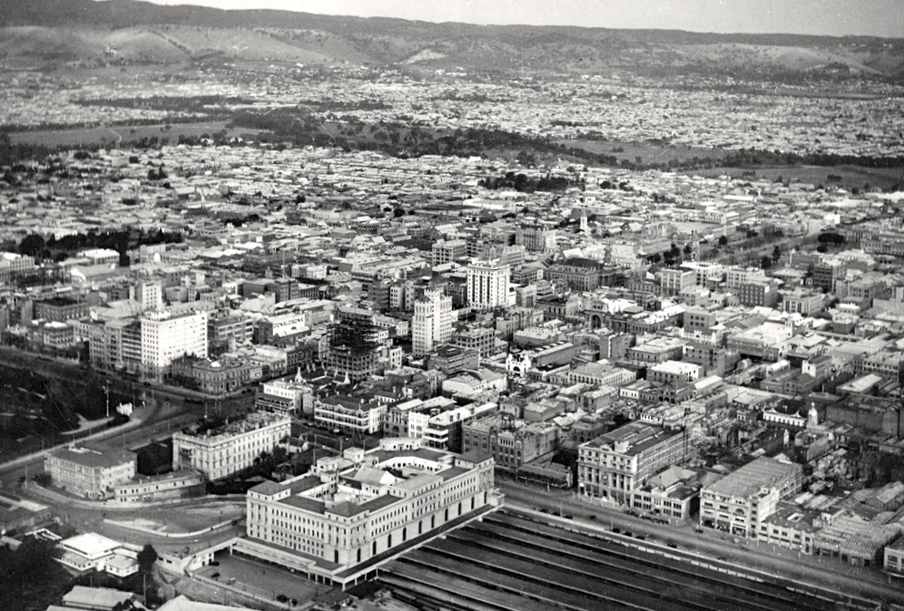 An aerial view of Adelaide in 1935, looking over the Adelaide railway station