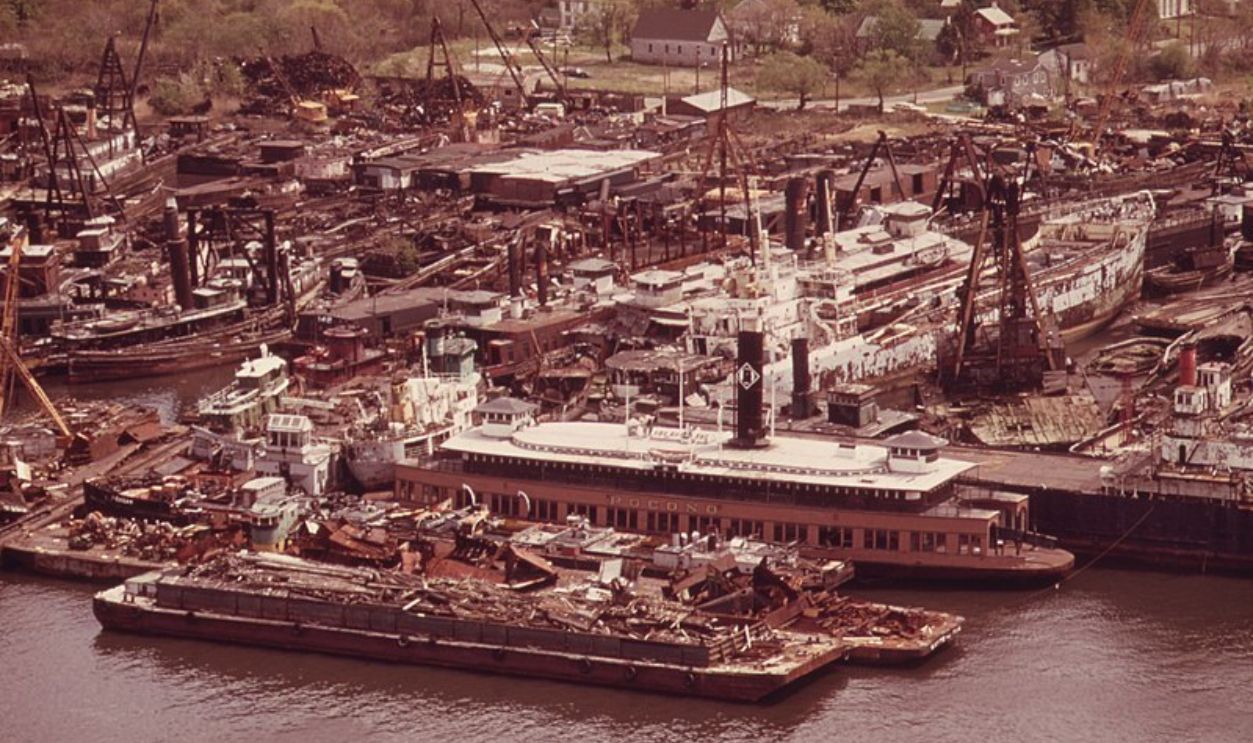 Staten Island Boat Graveyard, United States
