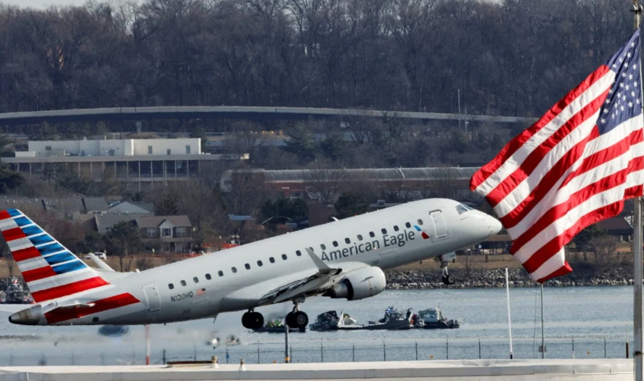 Us Plane Crashes Msn