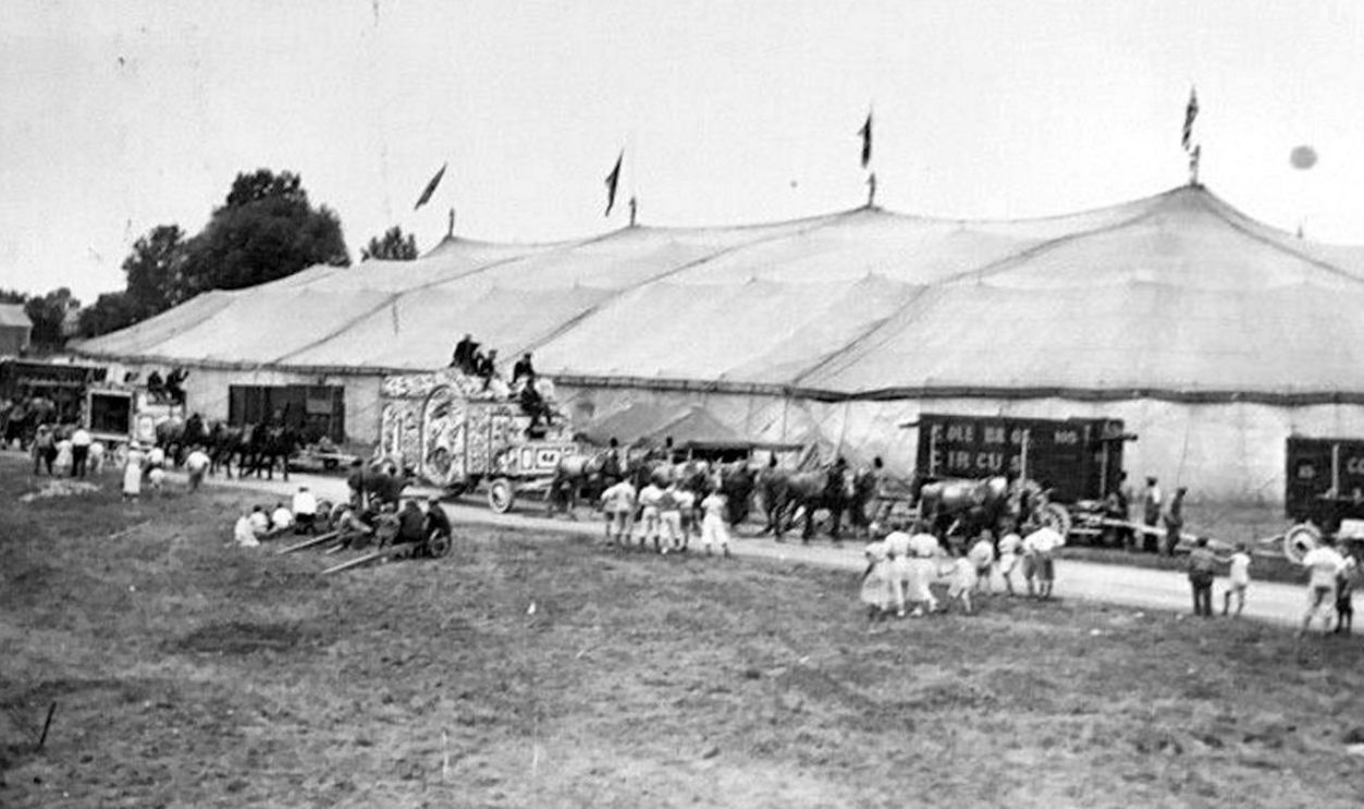  Ringling Tents