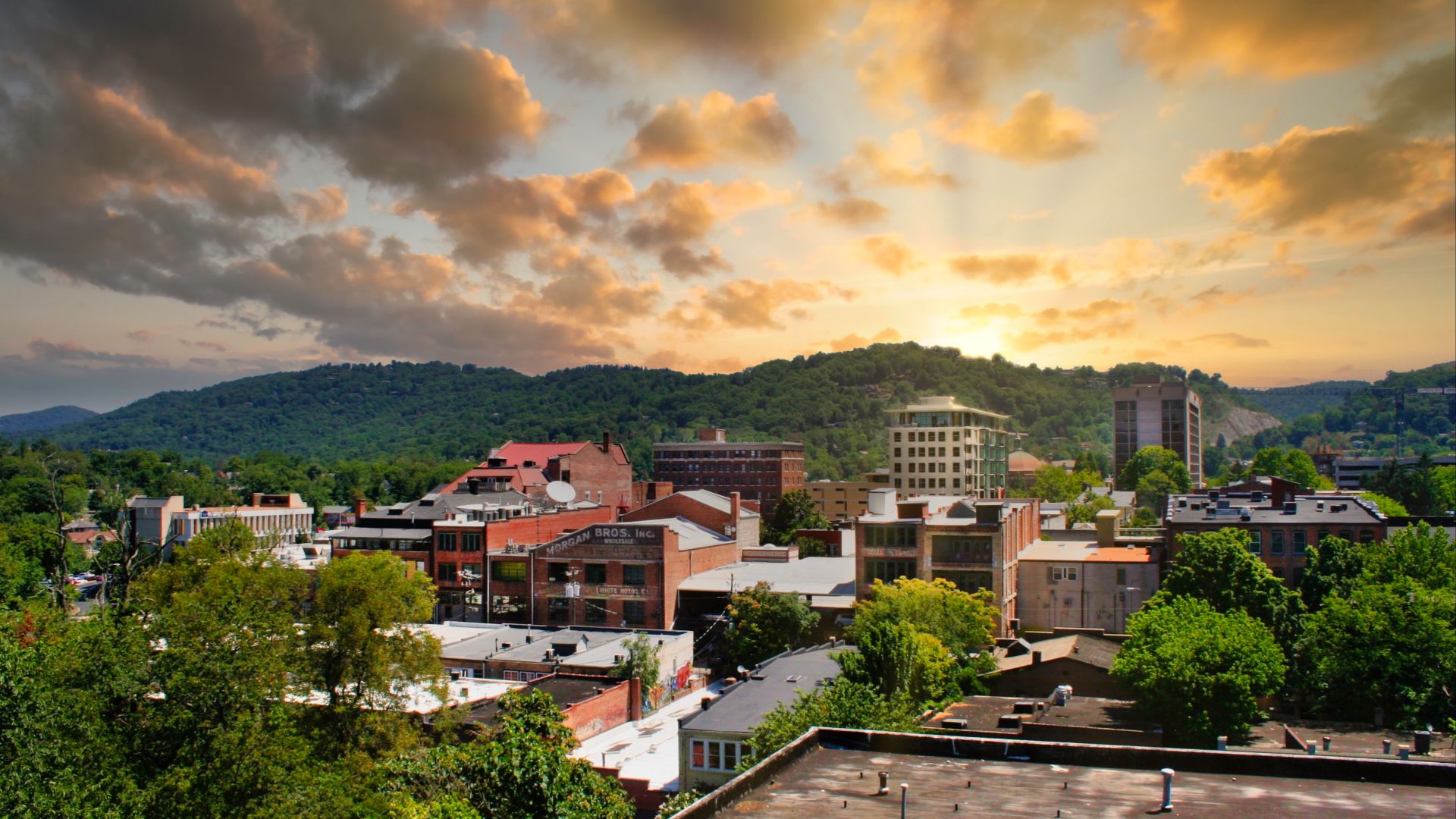 File:Downtown Asheville, North Carolina 01.jpg