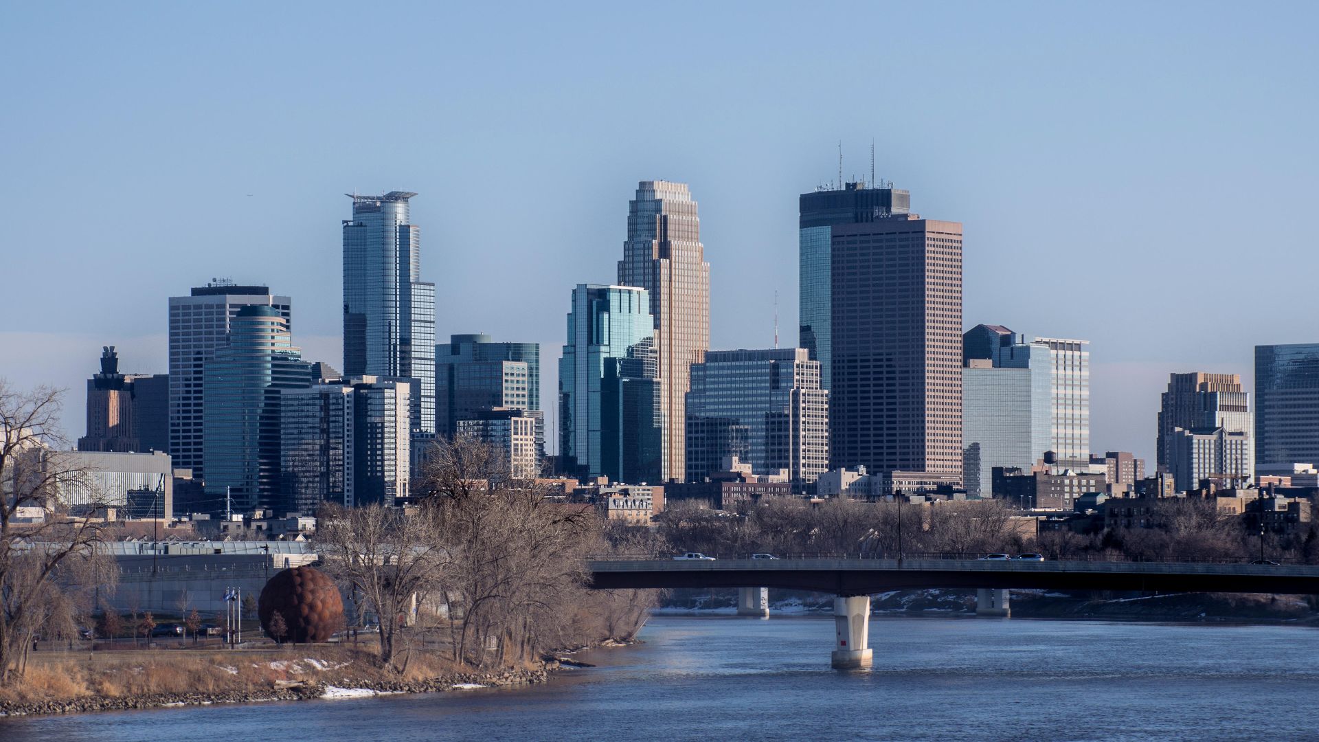 File:Minneapolis Skyline looking south.jpg