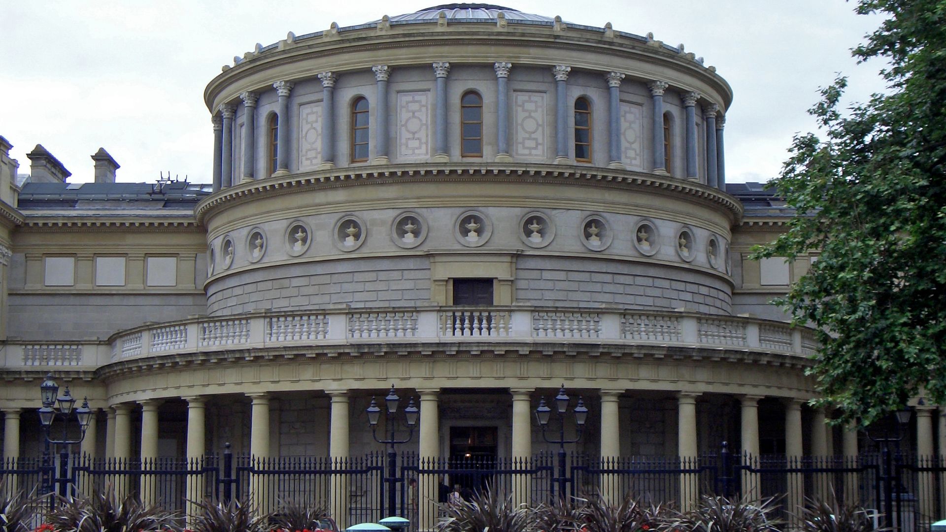 File:National Museum of Ireland.jpg