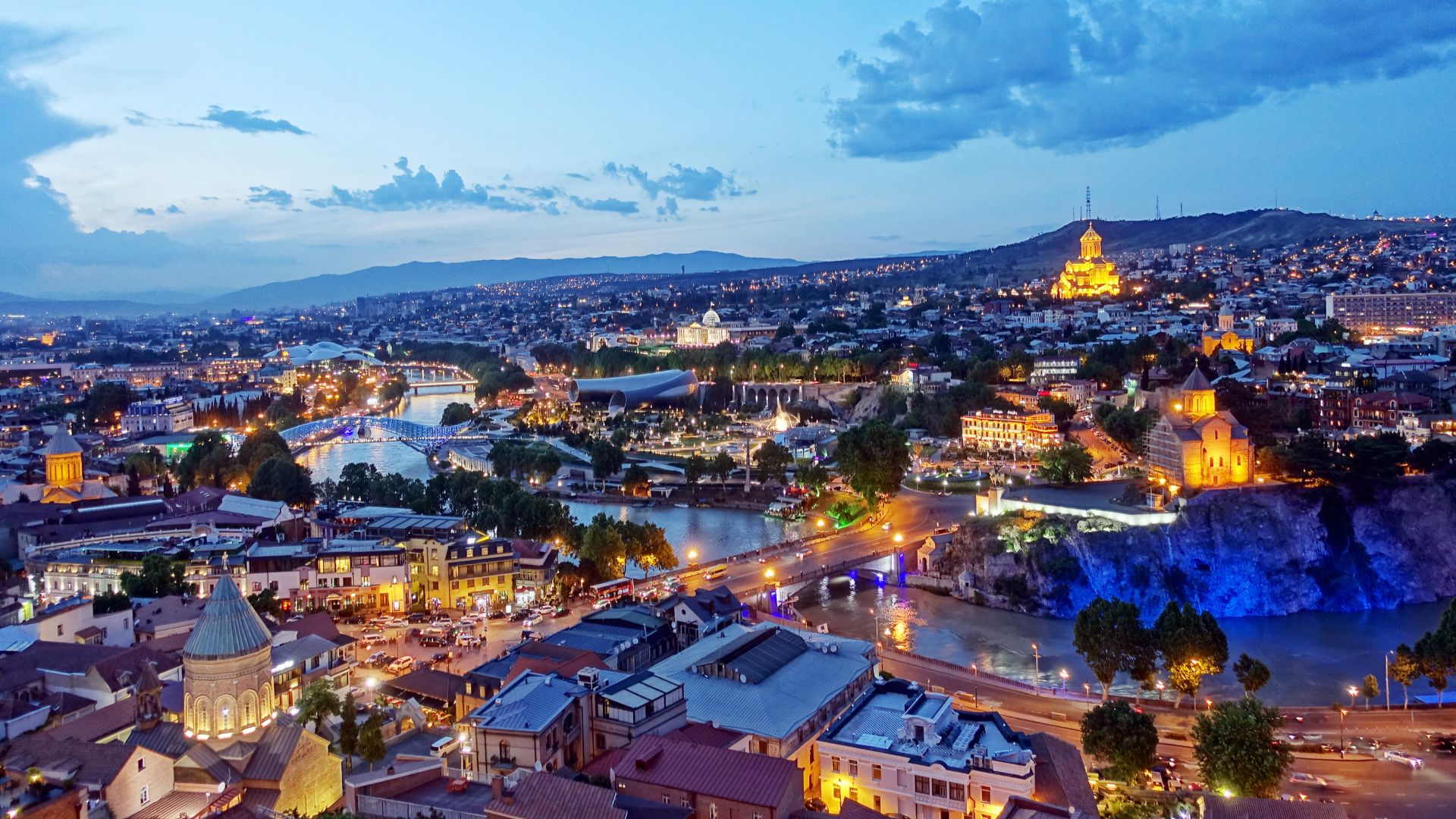 File:Tbilisi night view 2.jpg