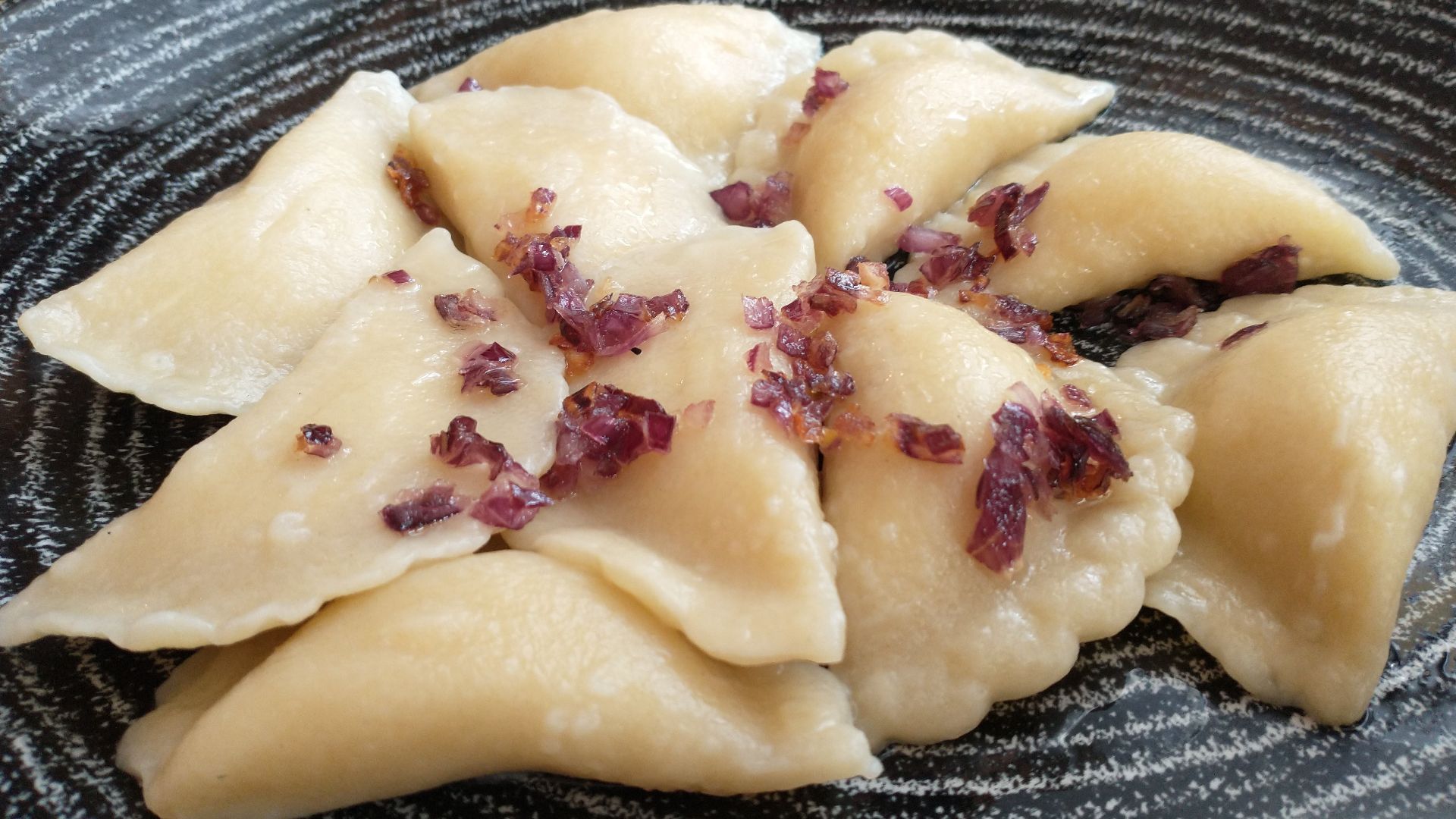 File:Pierogi ruskie in Dabrowa Tarnowska.jpg