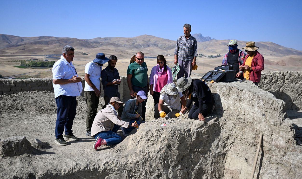 Gettyimages - 2233121355, Ancient sling stones unearthed in Urartian Castle Excavations in Turkish city of Van VAN, TURKIYE - AUGUST 28: Archaeologists work to unearth sling stones used in ancient wars during ongoing excavations at Cavustepe Castle, built by Urartian King Sarduri II, in Gurpinar district of Van, Turkiye, on August 28, 2025.