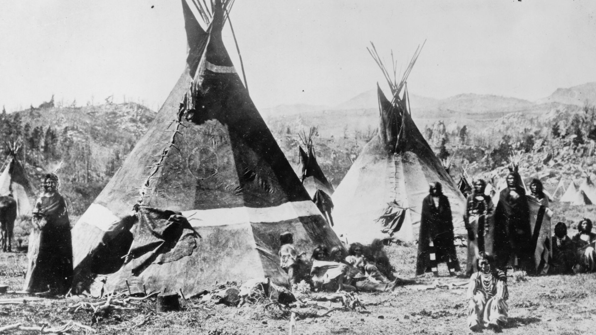 File:Shoshoni tipis.jpg