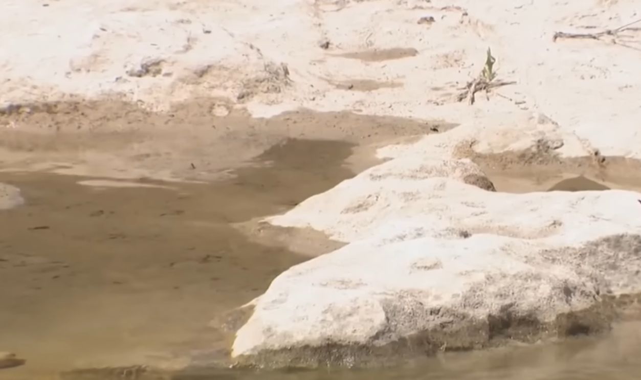 Floods As Natural Exposers