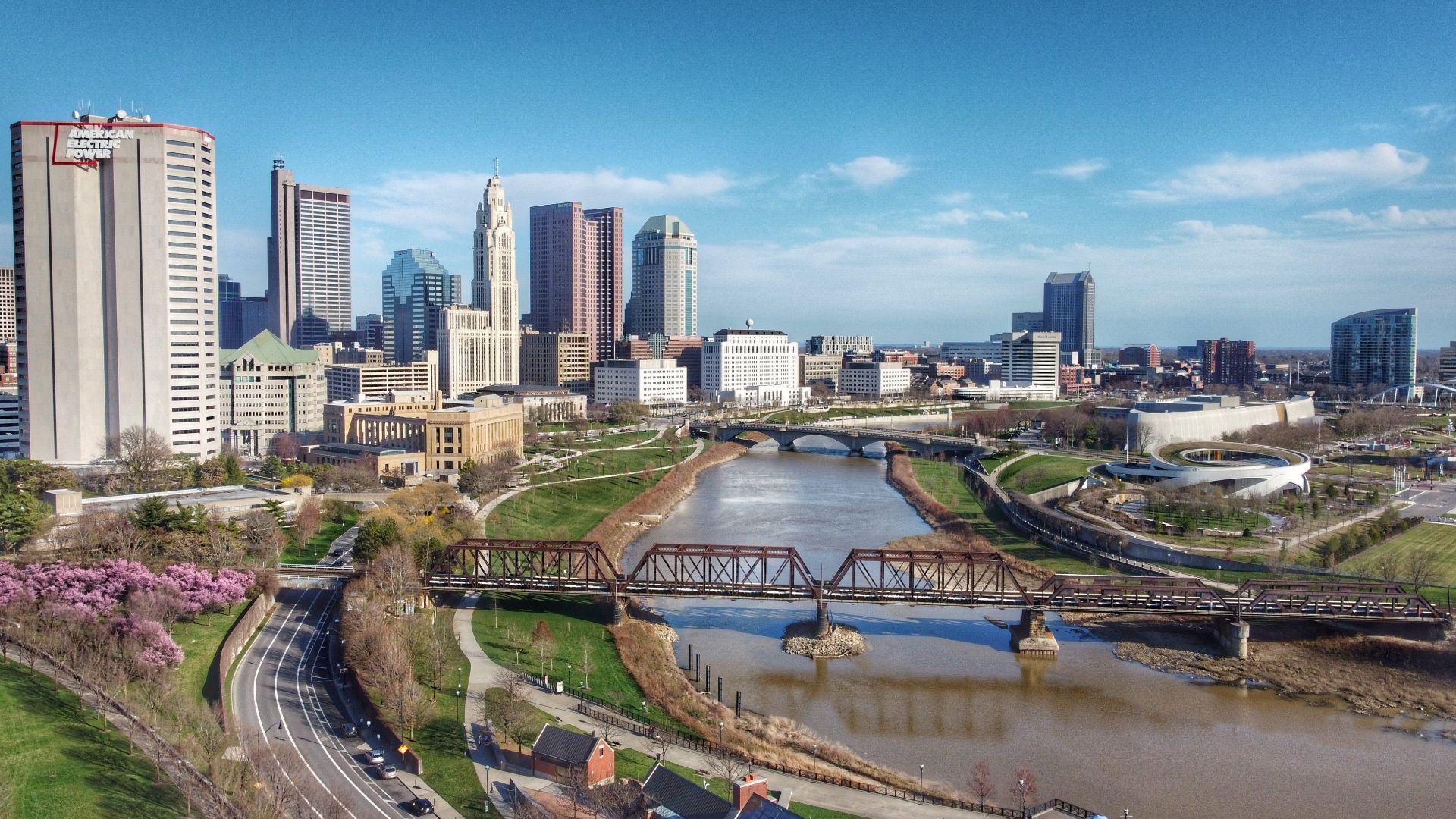 File:Scioto Mile aerial from north.jpg