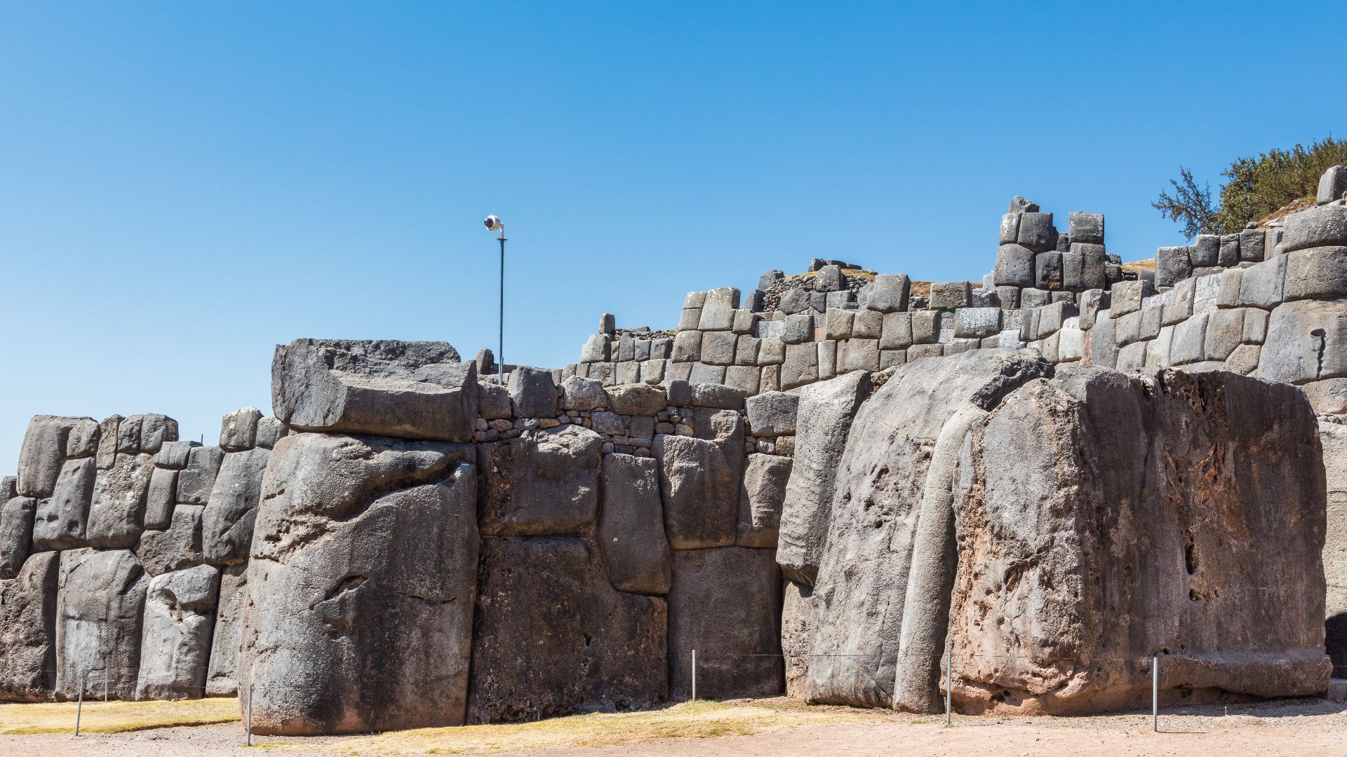 File:Sacsayhuamán, Cusco, Perú, 2015-07-31, DD 33.JPG