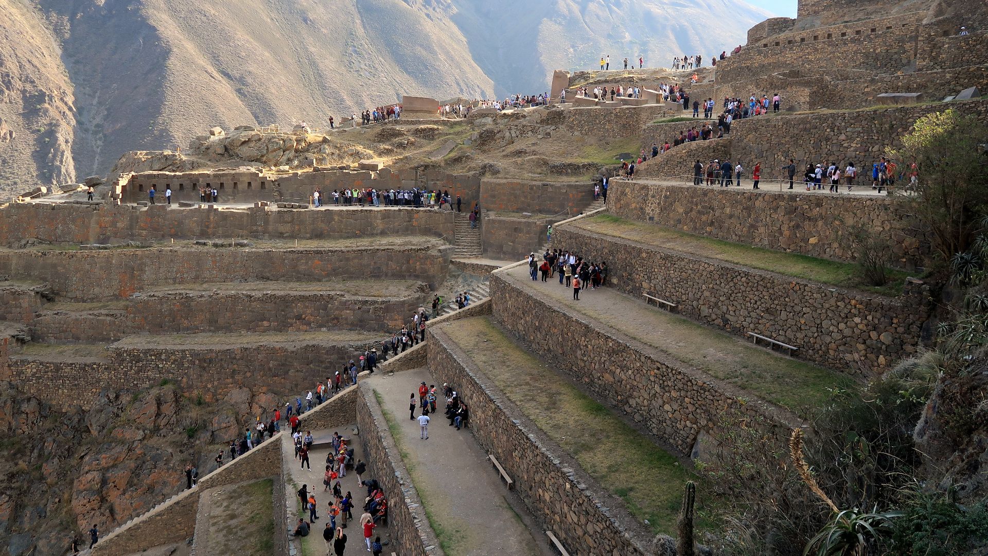File:Ollantaytambo Archaeological Site.jpg