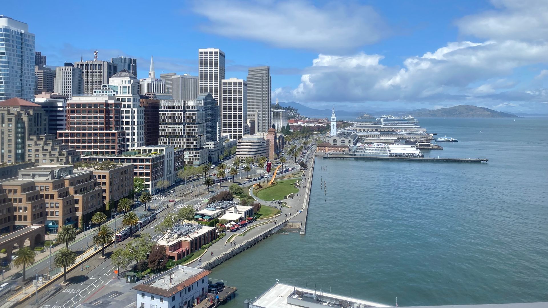 File:San Francisco, California April 2022, Skyline along Bayfront.jpg