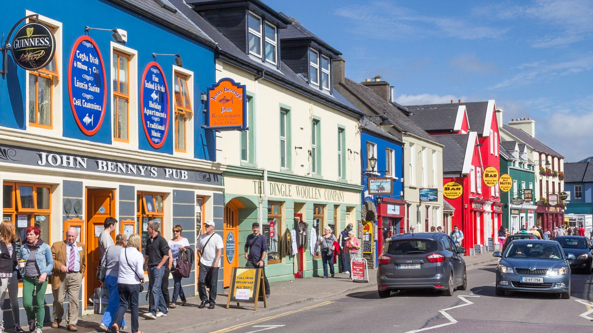 File:Dingle Strand Street.jpg