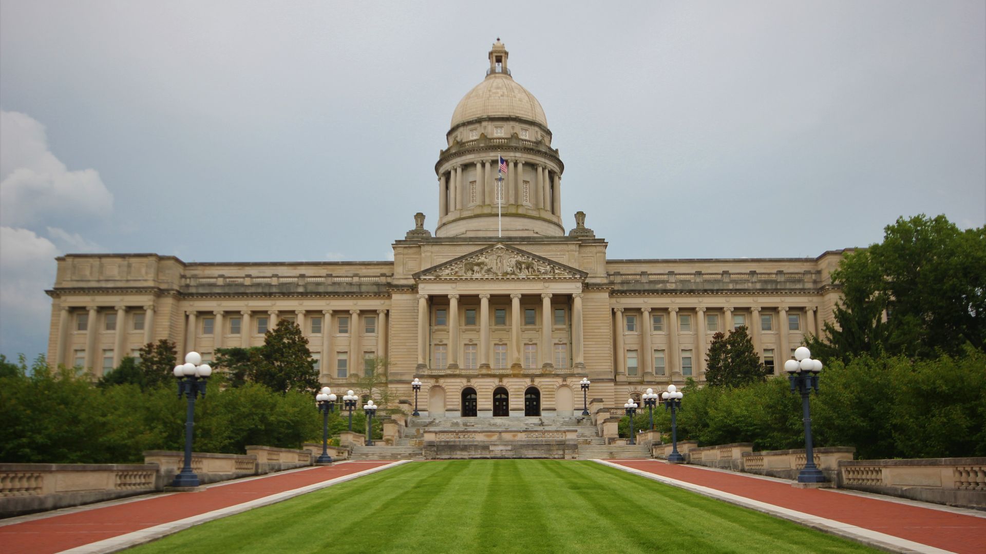 File:Kentucky statehouse.jpg