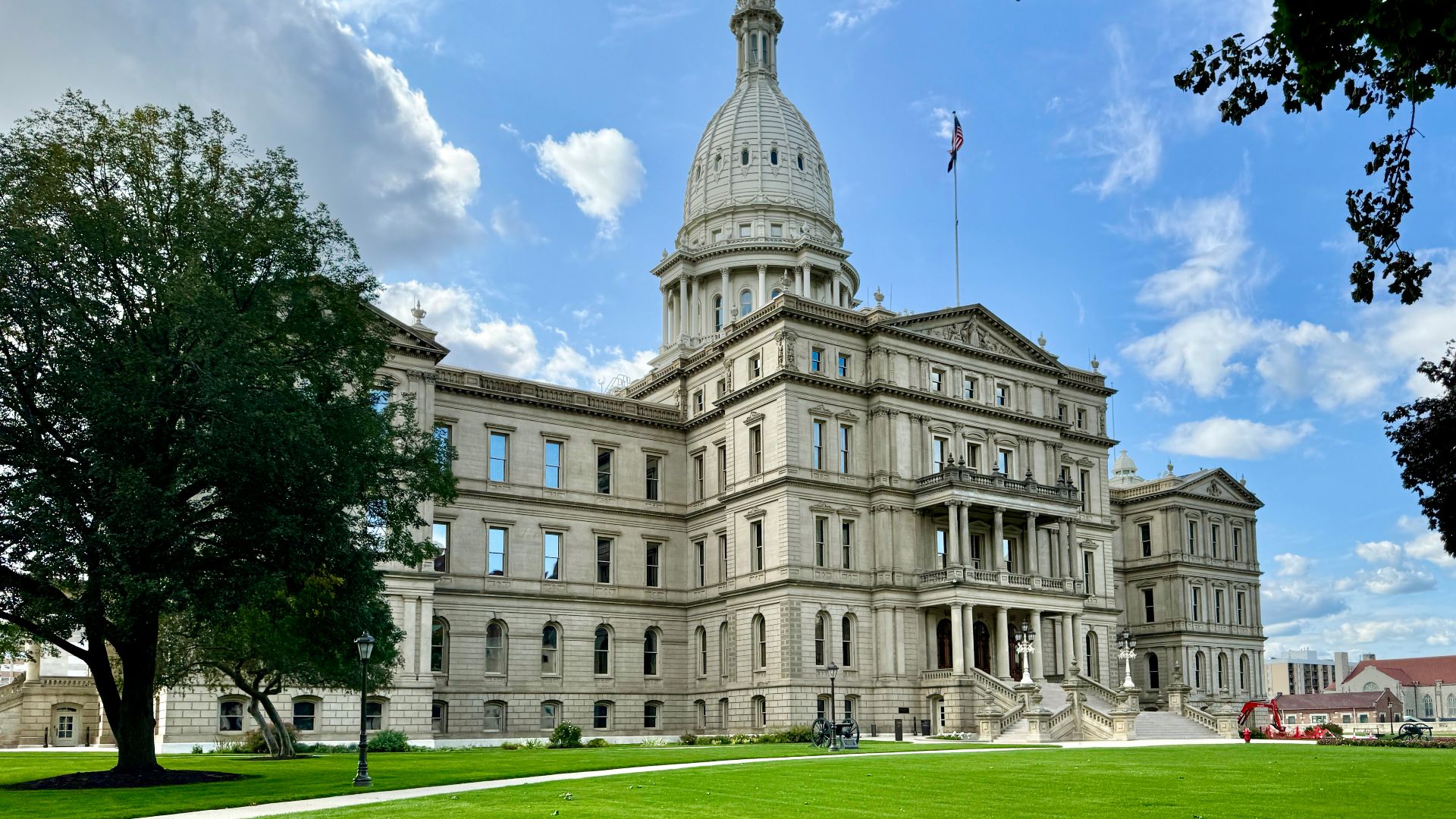 File:Michigan State Capitol, Capitol Avenue, Lansing, MI.jpg