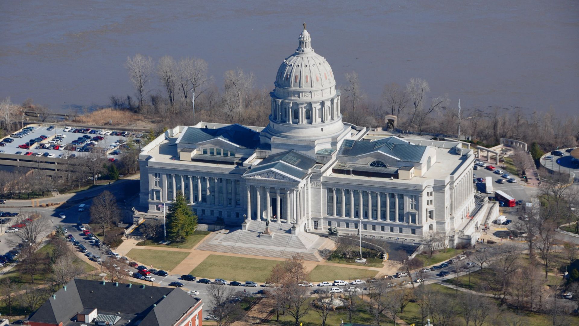 File:AP of Missouri State Capitol Building.jpg
