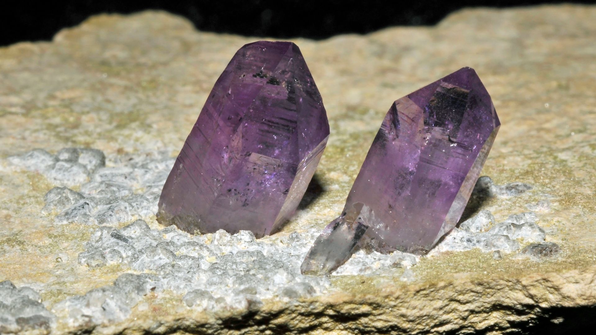 File:Améthyste 3.JPG