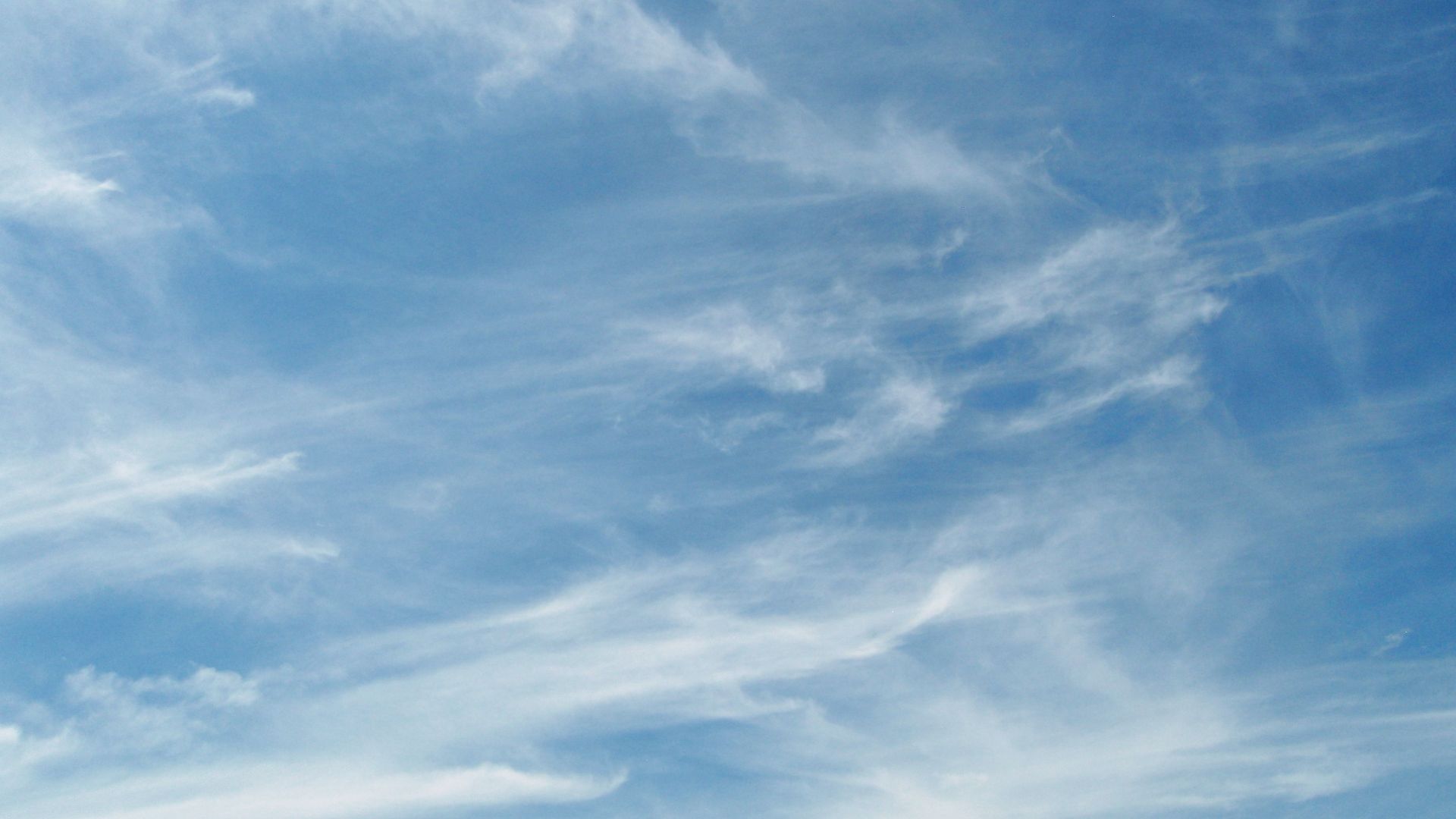 File:Thin clouds, 23-07-16, 2.jpg