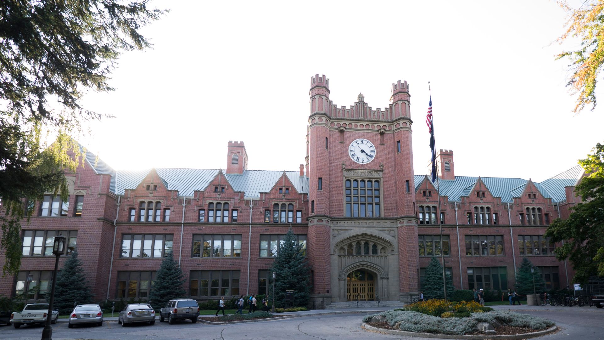 File:University of Idaho Administration Building - east side.jpg