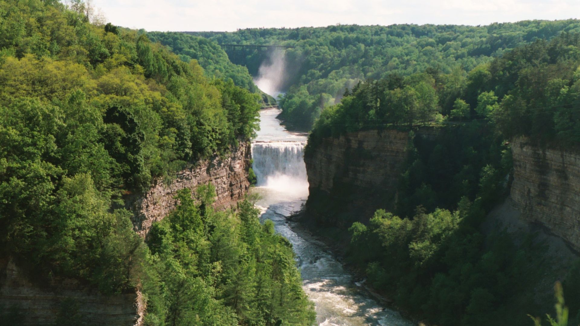File:Letchworth State Park Middle Falls N 2002.jpeg