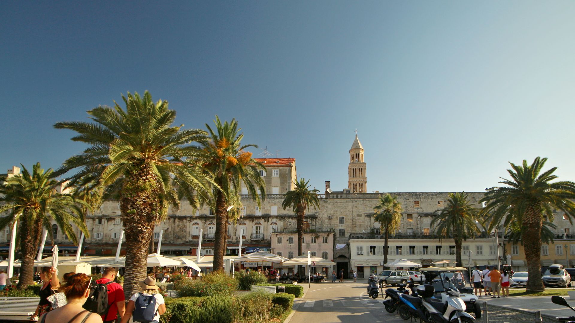 File:Split Diokleciánův palác celek 1.jpg