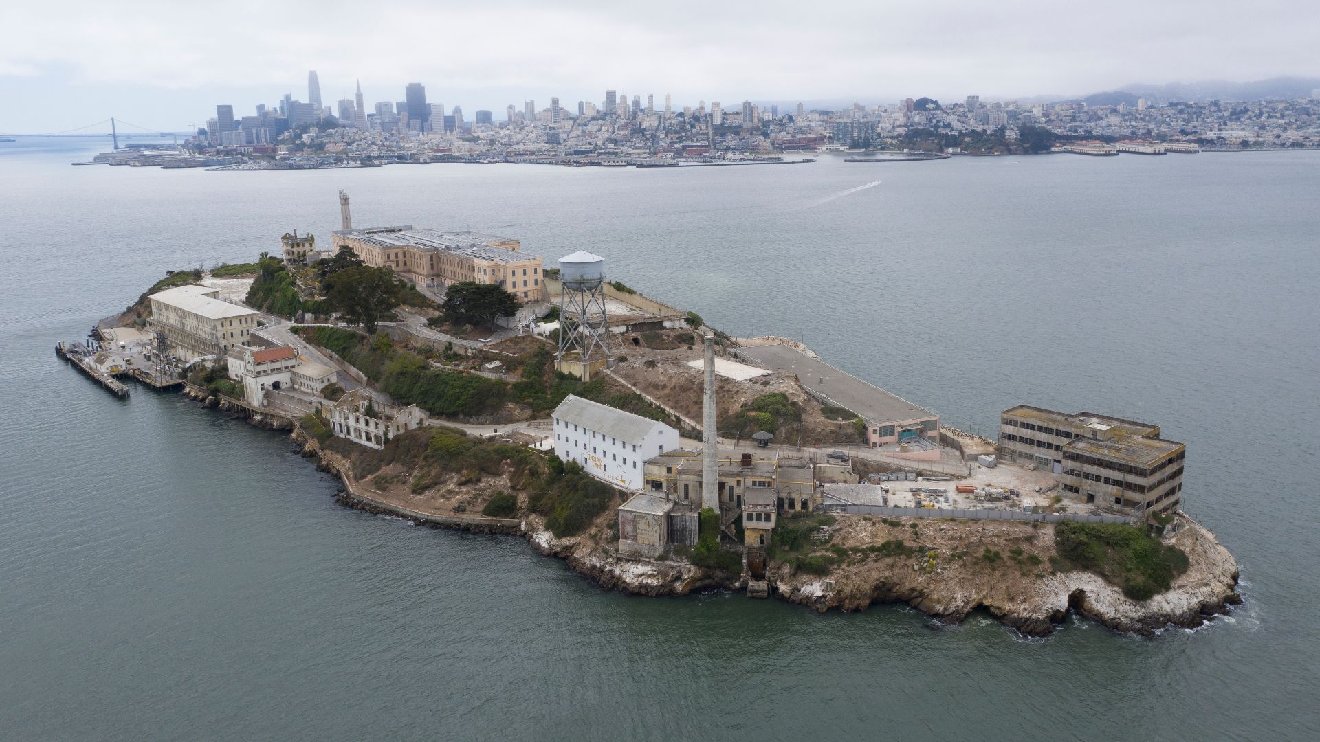 File:Alcatraz 2020 01.jpg