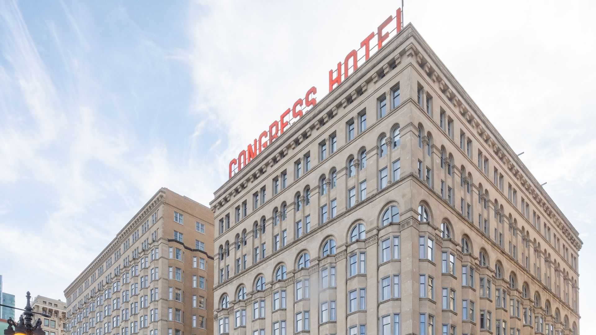 File:Congress Plaza Hotel - Chicago (51575327714).jpg