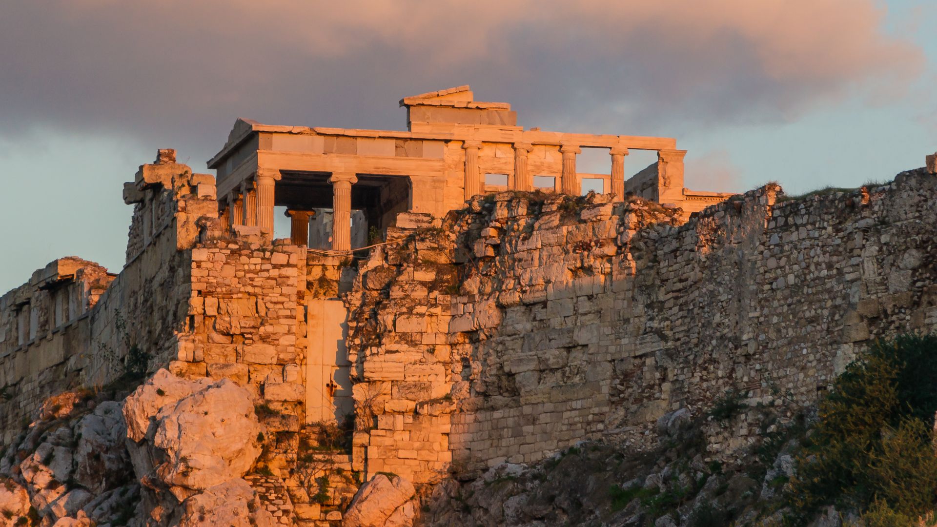 File:Erechtheum Acropolis Athens evening moon.jpg