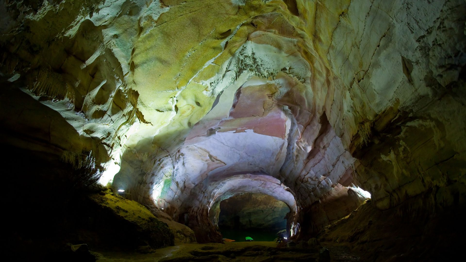 File:Phong Nha-Ke Bang cave3.jpg
