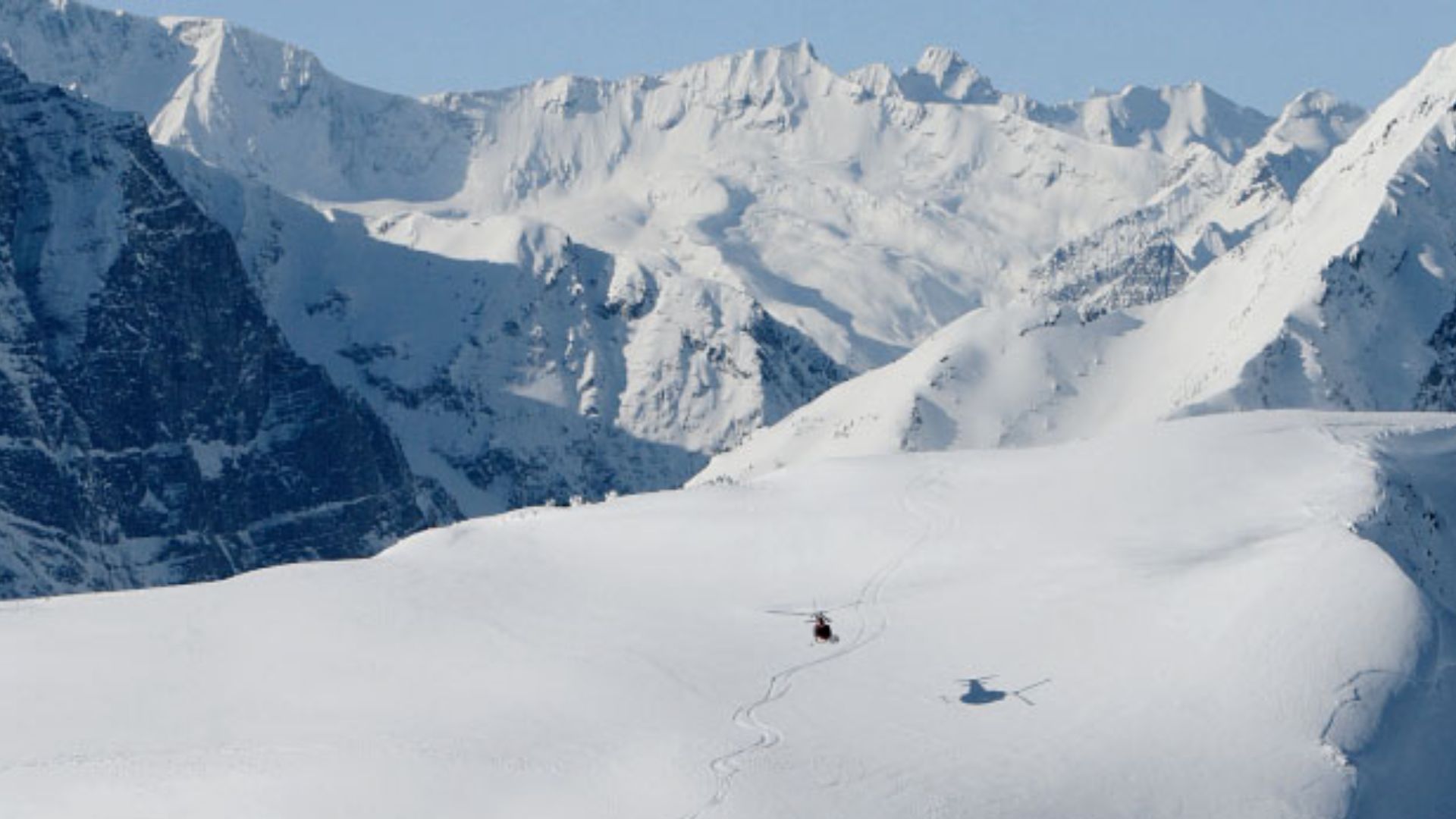 File:Small Group heliskiing at Great Canadian Heli-Skiing.jpg