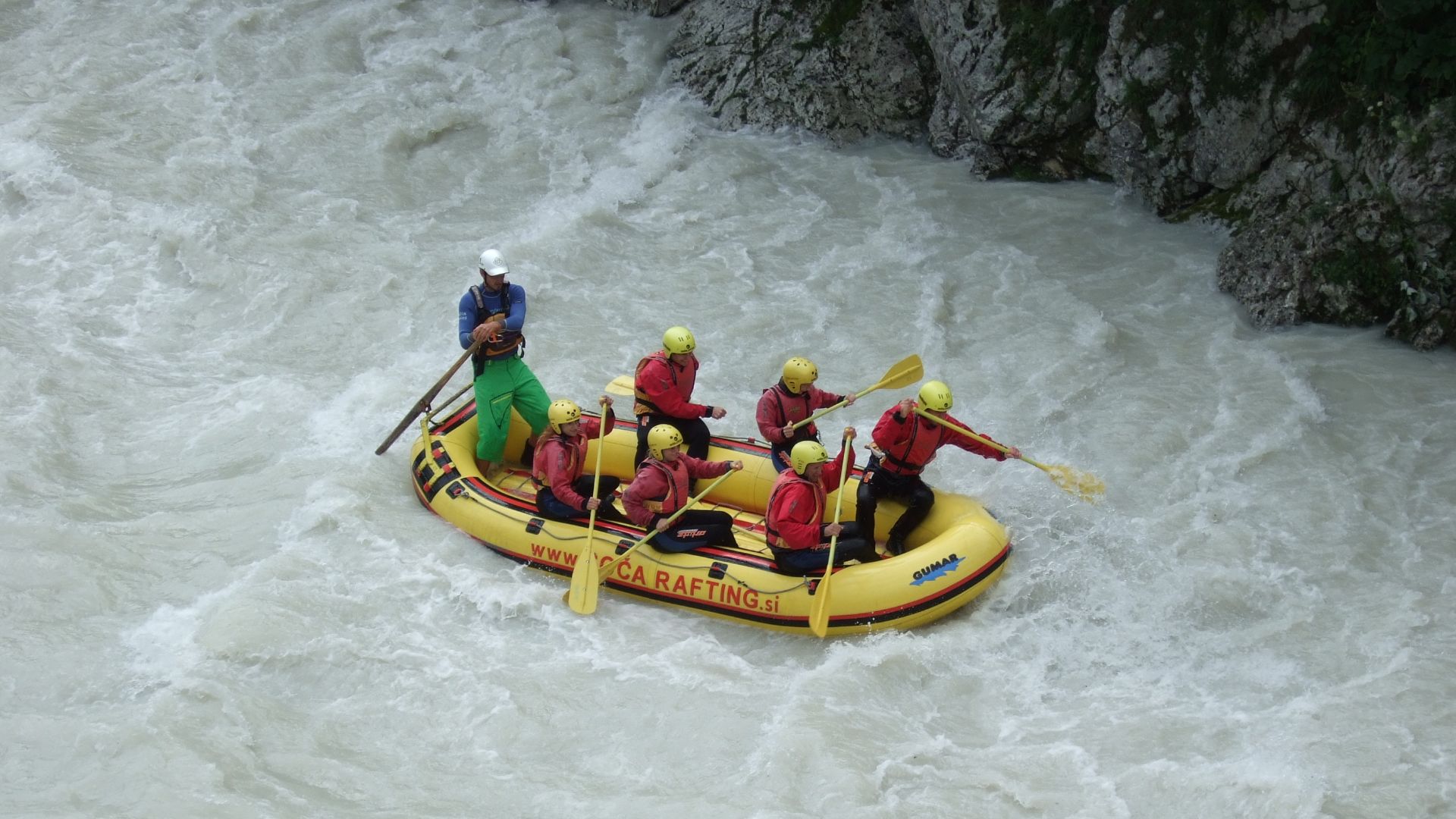 File:Rafting river Soča 1.jpg